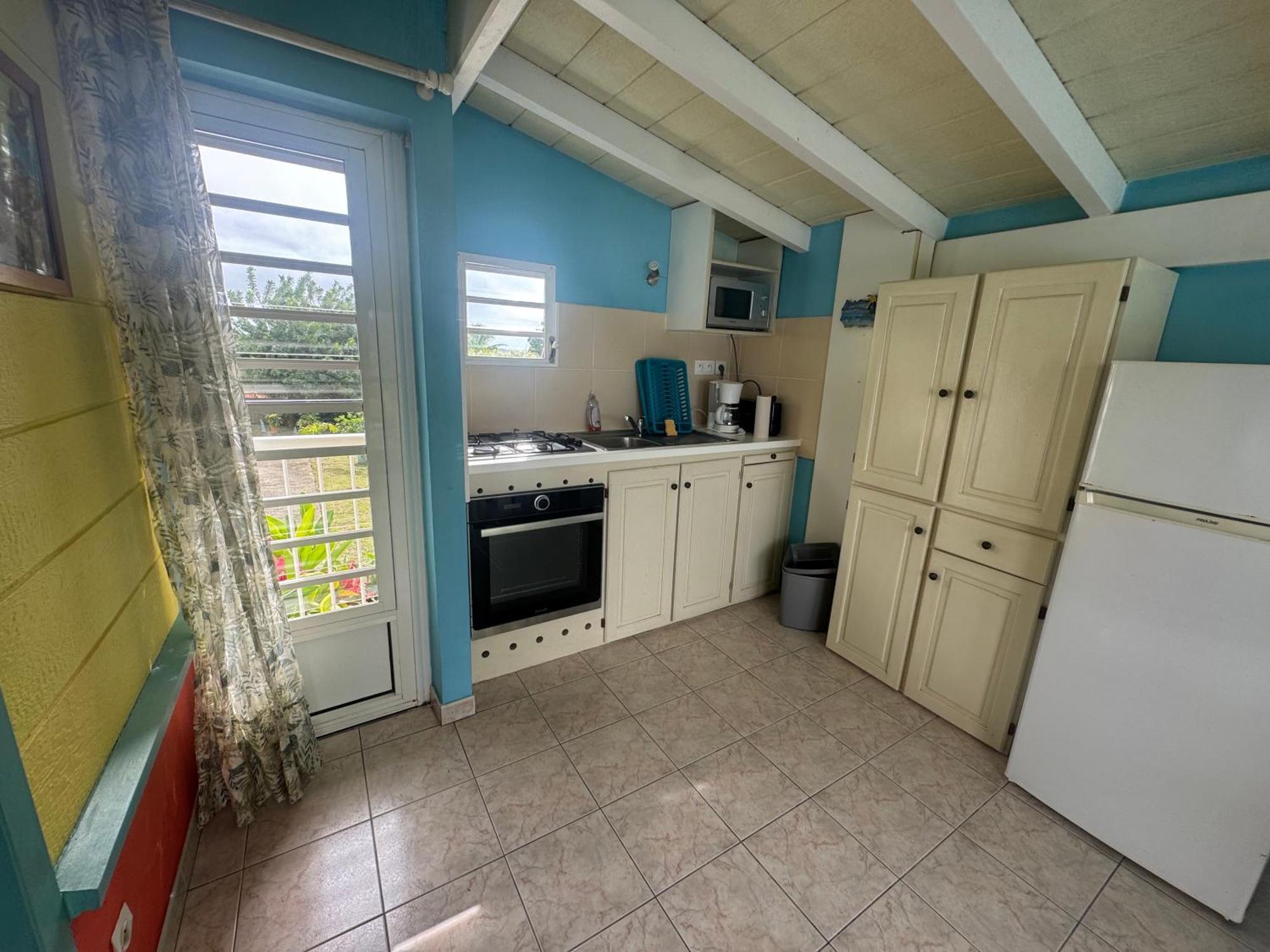 Les Marches De Paulina Apartment Сен-Лу Екстериор снимка